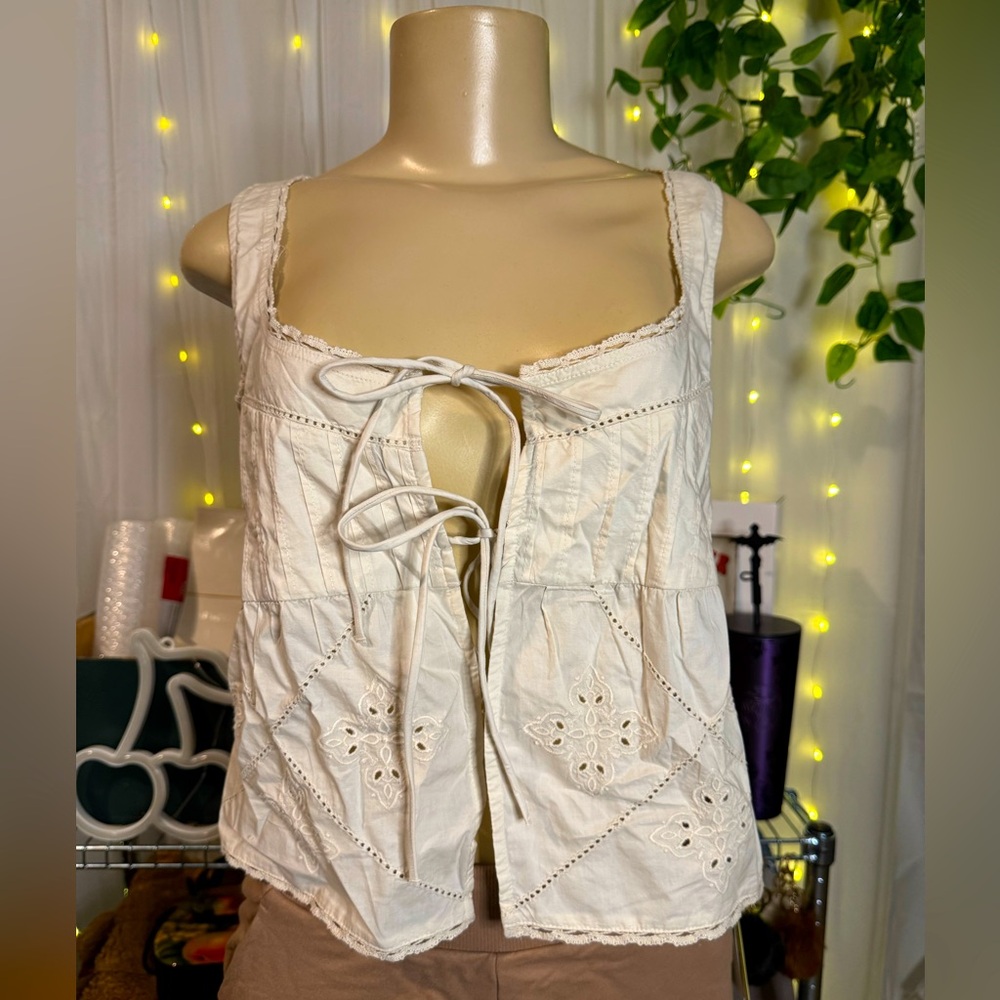 American Eagle Elegant White Eyelet Women’s Top